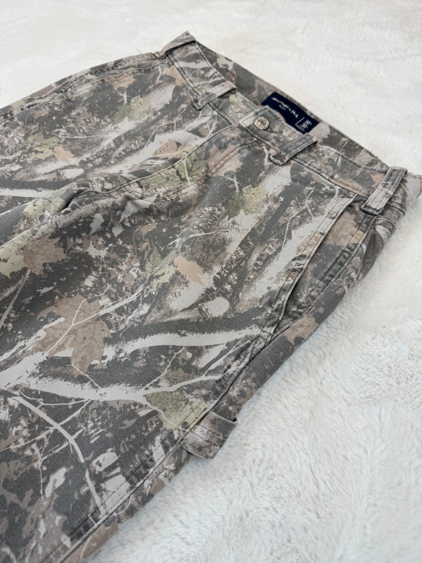 Abercrombie & Fitch Baggy Camo Pants